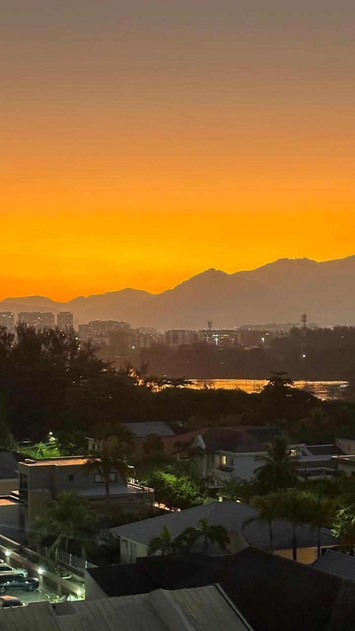 Lindo Apto No Melhor Lugar Da Barra Da Tijuca! Com Uma Vista De Tirar O Folego, Frente Para O Mar! Totalmente Equipado E Decorado Ao Lado Dos Melhores Hoteis E Quiosques Da Barra! Portaria 24H, Piscina, Sauna, Jacuzzi, Academia, Garagem, Wi-Fi, Lavan 里约热内卢 外观 照片