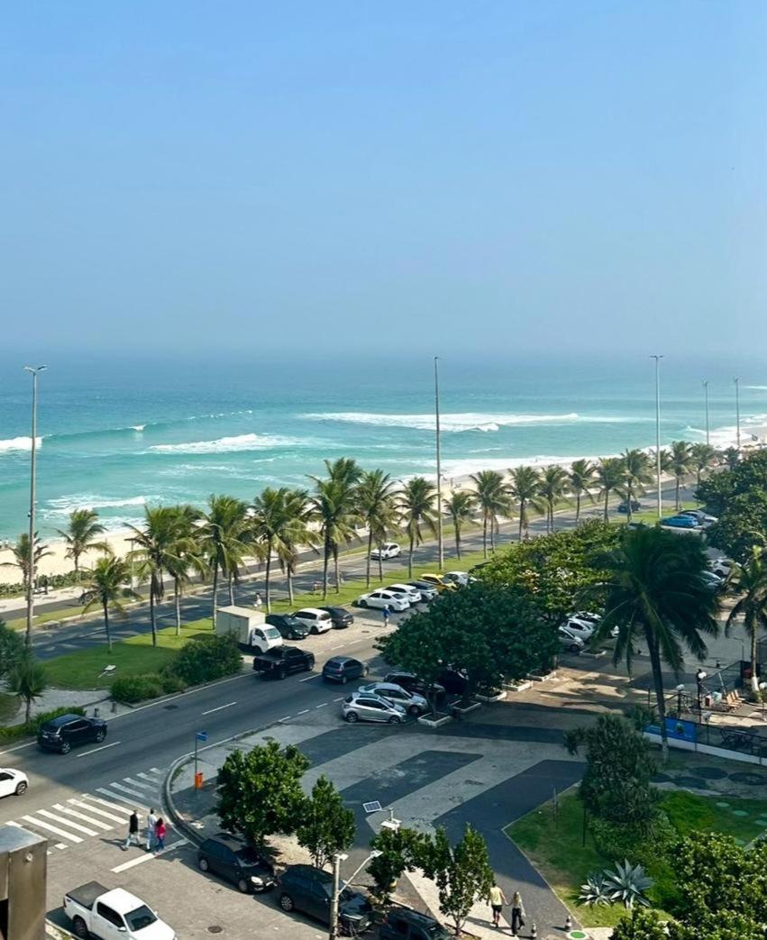 Lindo Apto No Melhor Lugar Da Barra Da Tijuca! Com Uma Vista De Tirar O Folego, Frente Para O Mar! Totalmente Equipado E Decorado Ao Lado Dos Melhores Hoteis E Quiosques Da Barra! Portaria 24H, Piscina, Sauna, Jacuzzi, Academia, Garagem, Wi-Fi, Lavan 里约热内卢 外观 照片